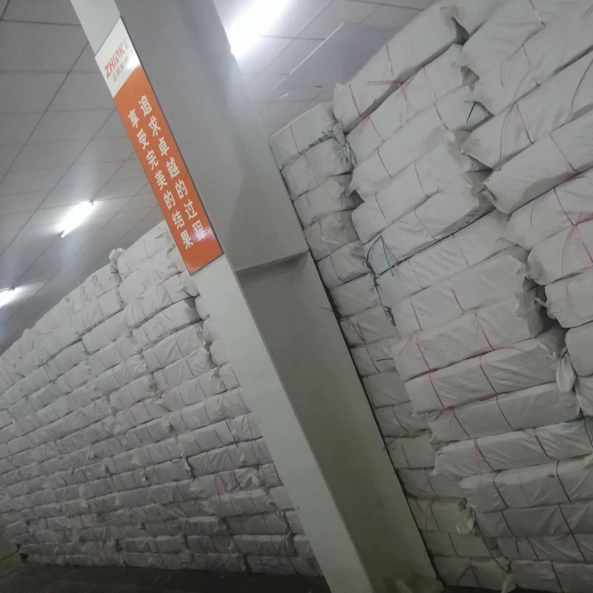 100% Bamboo Fiber Yarn 15S-80S Wholesale Siro Compact Yarn for Socks Raw White Yarn