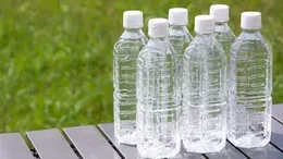 PET vs. PP in Drinking Water Bottles: Choosing the Right Material