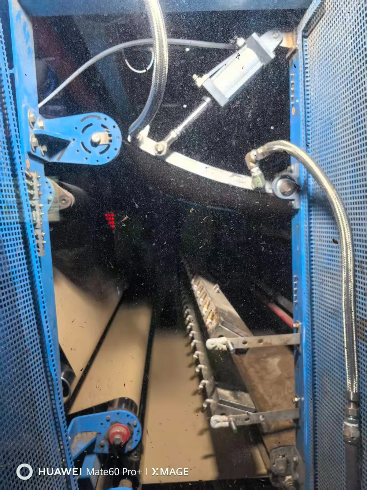 Ente Industrial-Grade Starch Adhesive: Strong Bonding, Fast-Drying for Packaging Applications