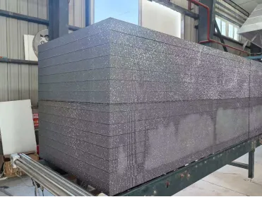 Graphite-Modified Molded Polystyrene Foam Plastic for Building Thermal Insulation