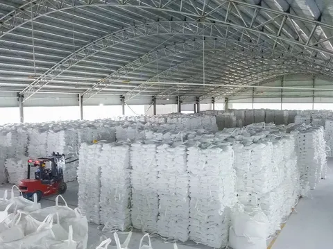 كربونات الكالسيوم الخفيفة