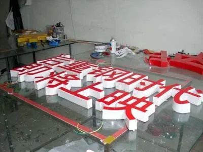 Light-emitting characters (resin light-emitting characters)