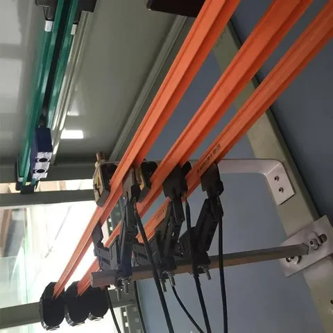 Lifting touches the sliding line