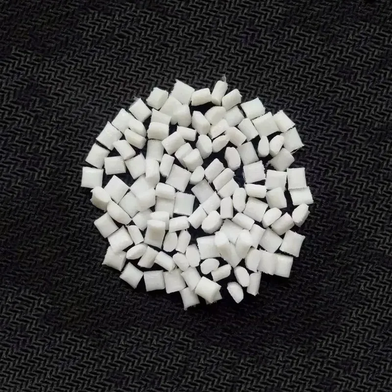 Anyang Longyu Bottle Grade PET Chips IV0.83 for Beverage Packaging