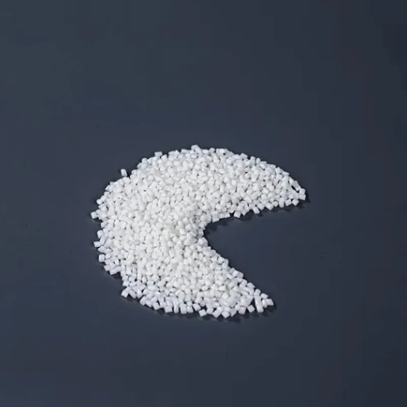 Applications avanc&eacute;es de c&acirc;ble comportant le compatibilizer d'interface de polym&egrave;re combin&eacute; avec le syst&egrave;me ignifuge pour de bas c&acirc;bles de fum&eacute;e