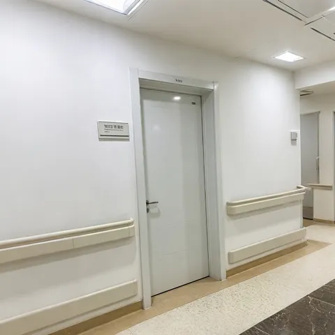 HK-FSPD Manual Safety Door with Single Opening