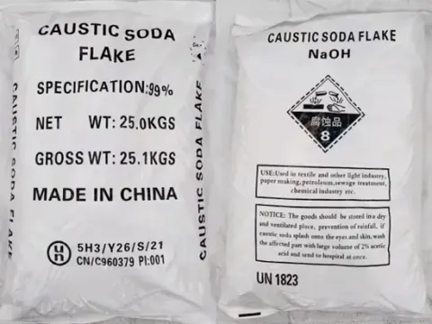 Sodium Hydroxide Falkes Caustic Soda Flakes 99% for Paper Production