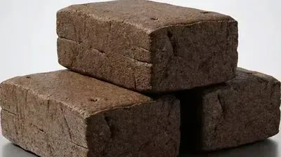 Natural Rubber Price Drops (April 13)