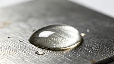 فهم الصدأ الفوري والمثبطات للطلاءات المائية