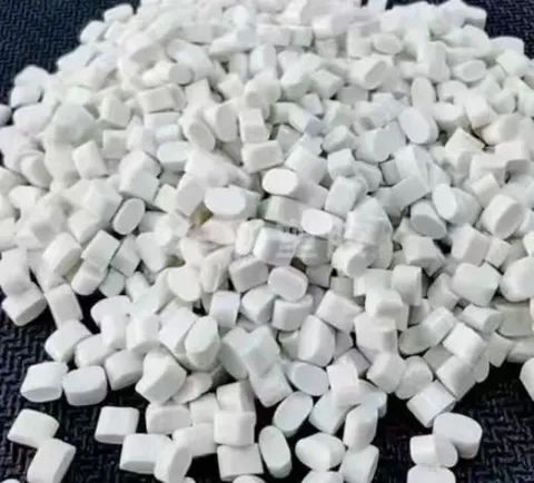 PC/ABS PC/PBT-B30 blanc W02580B(0,2% UV)